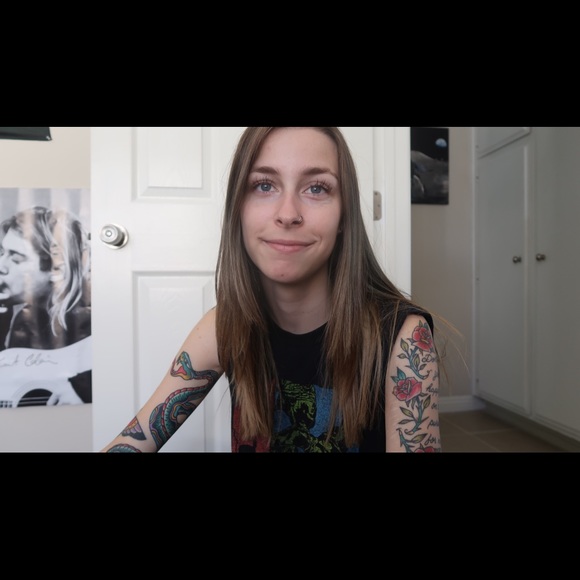 Meet your Posher, Zoey - Picture 3 of 4